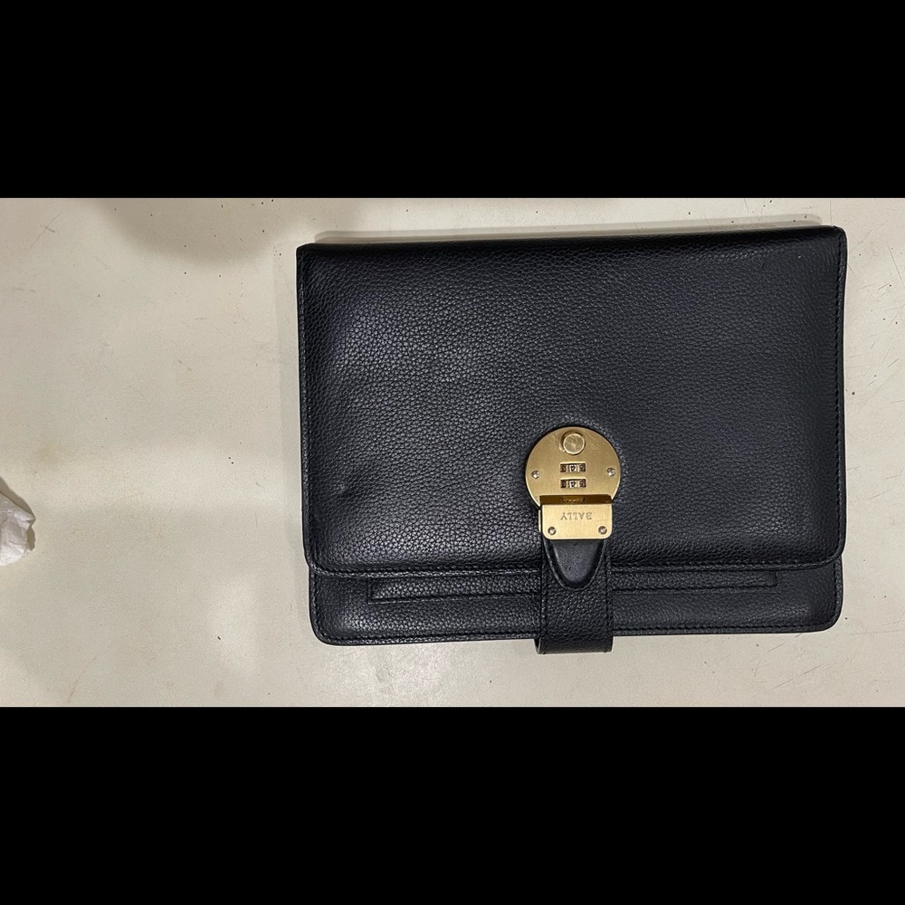 Bally Genuine Leather Men's Clutch
